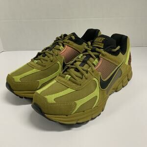 Nike Air Zoom Vomero 5 Pacific Moss FJ1910 300 Size 9 Hunter Green Low Top Shoe